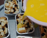 Foto langkah ke 5 dari resep Pudding Pinggiran Roti Tawar.