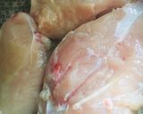Foto del paso 1 de la receta: SUPREMA DE POLLO 🍗 CON 🥬🥬SALSA FLORENTINA🥬🍵🥬 O 🥬🧄(salsa cremosa de acelga)🥬🍵🧅