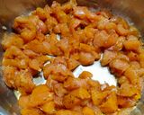 Foto del paso 7 de la receta: Empanada de pollo con manzana