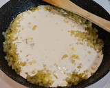 Foto del paso 4 de la receta: Pollo adobado en salsa de cebolla y mostaza