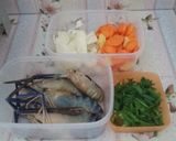 Foto langkah ke 5 dari resep Sop udang.
