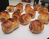 A picture of step 5 of Sausage rolls.