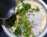 A picture of step 2 of Pani Pakora.