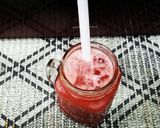 A picture of step 3 of Falsa k sharbat.
