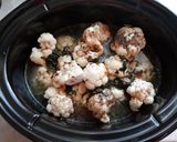 Marokkói mandulás karfiol krémleves lassú főzőben recept fázis 2 fotója