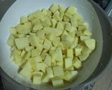 A picture of step 2 of Sauteed potatoes.
