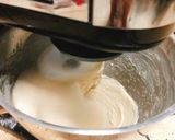 Hình bước làm 2 của món Bánh Mì Xúc Xích Bông Lúa