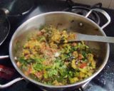 गावाकडचे हिरव्या वांग्याचे स्वादिष्ट भरीत (Hirvya Vangyache Bharit Recipe In Marathi) रेसिपी स्टेप 7 फोटो 