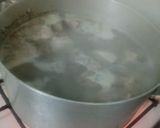 Foto del paso 2 de la receta: Huesitos de cerdo a la vinagreta