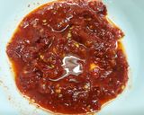 A picture of step 2 of Schezwan Chutney.