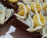 A picture of step 7 of Brownie Pizza.