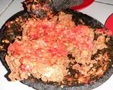 Foto langkah ke 2 dari resep Sambel ayam geprek.