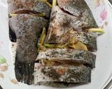 Gambar langkah 2 resipi Siakap Kukus Taucu.
