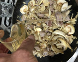 Foto del paso 5 de la receta: Espaguetis con setas champiñones y filete de atún