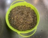 Une image de l'étape 7 de Soupe de lentilles aux tomates, poivrons et bouillon de gambas.