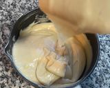 A picture of step 4 of Black Sesame Tapioca Bread.