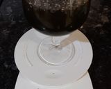Foto del paso 4 de la receta: Infusión de cola de caballo, tulsi, menta, y zumo de naranja con chía