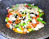 Foto del paso 4 de la receta: Macarrón con chorizo ahumado, papa y zanahoria