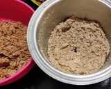 खमंग खुसखुशीत तिळगुळ पोळी. (Tilgul Poli Recipe In Marathi) रेसिपी स्टेप 4 फोटो 