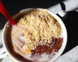 Foto del paso 4 de la receta: Kéfir de leche de zapallo y frutilla especiado para el desayuno