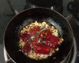 A picture of step 3 of Dal Palak.