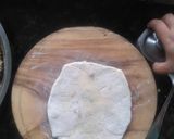 A picture of step 3 of Cheesy banana chickpeas Paratha with peanut chutney.