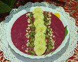 A picture of step 3 of Detox Vegan Red Velvet Smoothie.