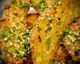 Hình bước làm 4 của món Khoai Tây Nướng Tỏi Rắc Phô Mai Parmesan