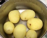 Foto del paso 5 de la receta: Carrilleras en salsa con puré de trufa negra