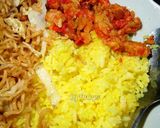 Foto langkah ke 6 dari resep Nasi Kuning Megicom Praktis.