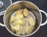A picture of step 3 of Vegetarian Roast Potatoes 🥔.