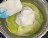 รูปขั้นตอนการทำที่ 4 ของ ชิฟฟ่อนใบเตย pandan chiffon cake ชิฟฟ่อนเค้กใบเตย เค้กชิฟฟ่อนใบเตย