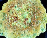 A picture of step 4 of Mix flour spring onion cheela.