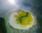 A picture of step 4 of Fenugreek puri.