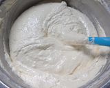 Foto langkah ke 4 dari resep Bolu Kelapa Panggang.