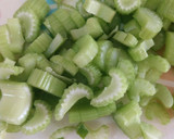 Foto del paso 5 de la receta: Ensalada de surimi