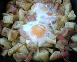 Foto del paso 4 de la receta Papas huevos y bacon