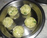 A picture of step 2 of Palak paneer kofta.