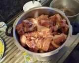 Foto del paso 2 de la receta: Chicharrones de carne con rabitos de cerdo costilla