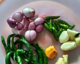 Foto langkah ke 1 dari resep Pangek masin ikan tongkol.