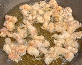 Foto langkah ke 2 dari resep Minyak Kulit Ayam.