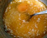 Foto langkah ke 1 dari resep Muffin Vanilla Keju Simpel - No Mixer.