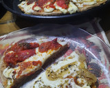 Foto del paso 9 de la receta: Pizza integral de cebolla y morrón asado