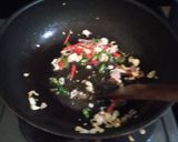 Foto langkah ke 3 dari resep Jamur Tiram Lada Hitam.