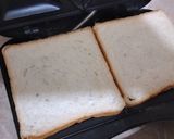 A picture of step 1 of Chicken toast sandwich.