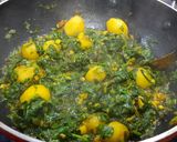 A picture of step 6 of Lasooni Aloo Methi.
