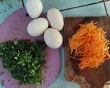 Foto langkah ke 1 dari resep Telur Dadar gulung isi sayur.
