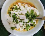 A picture of step 2 of Disc Paneer tikka masala sandwich.
