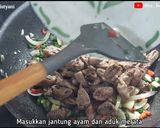 Foto langkah ke 3 dari resep Tumis jantung ayam.