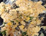 Foto langkah ke 3 dari resep Nasi goreng teri.